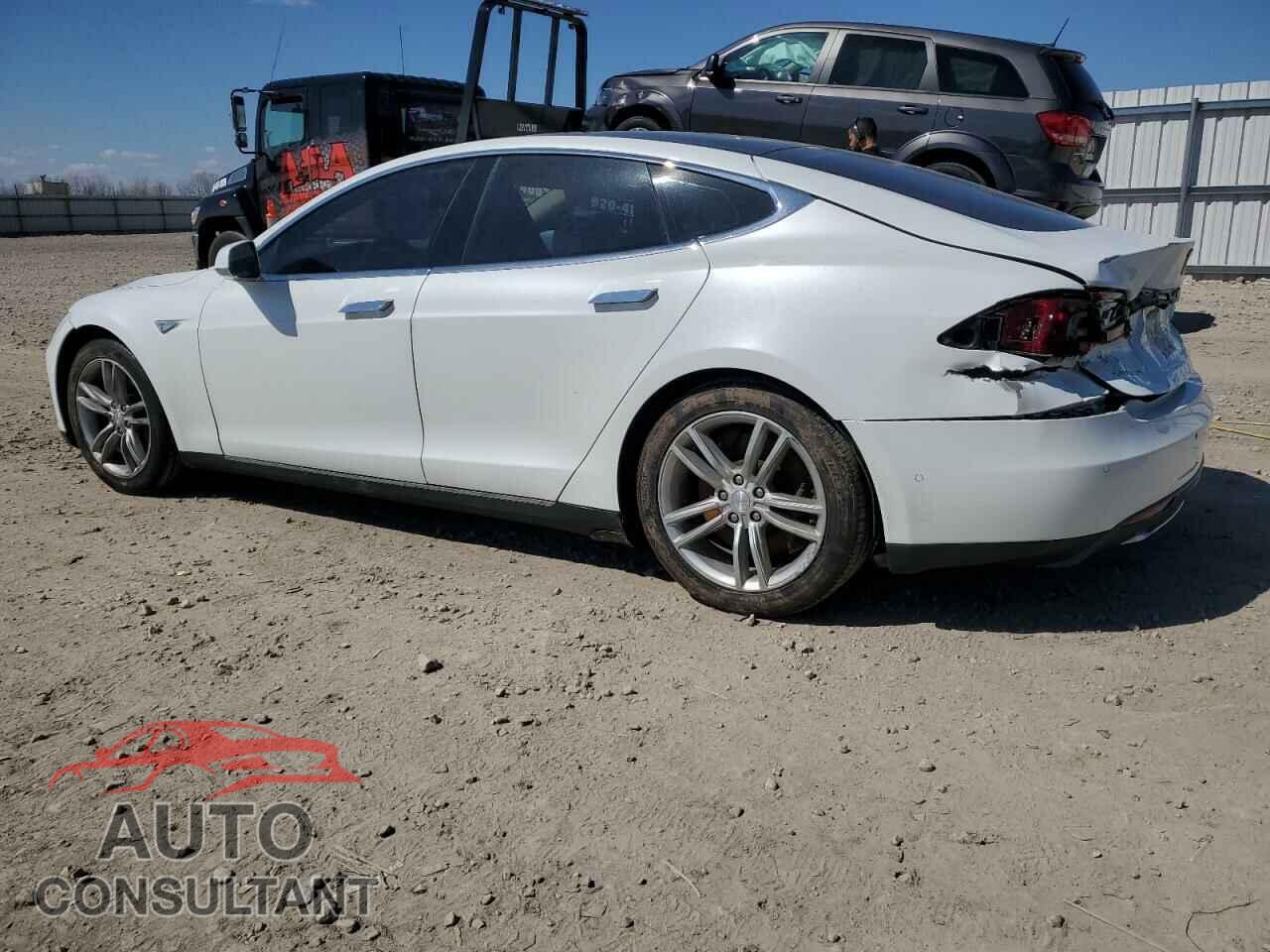 TESLA MODEL S 2014 - 5YJSA1S18EFP63054