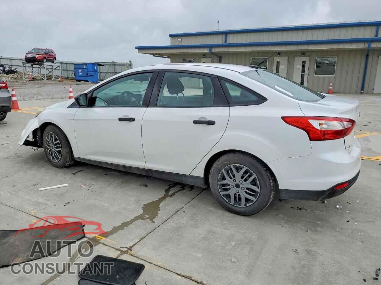 FORD FOCUS 2013 - 1FADP3E23DL350743