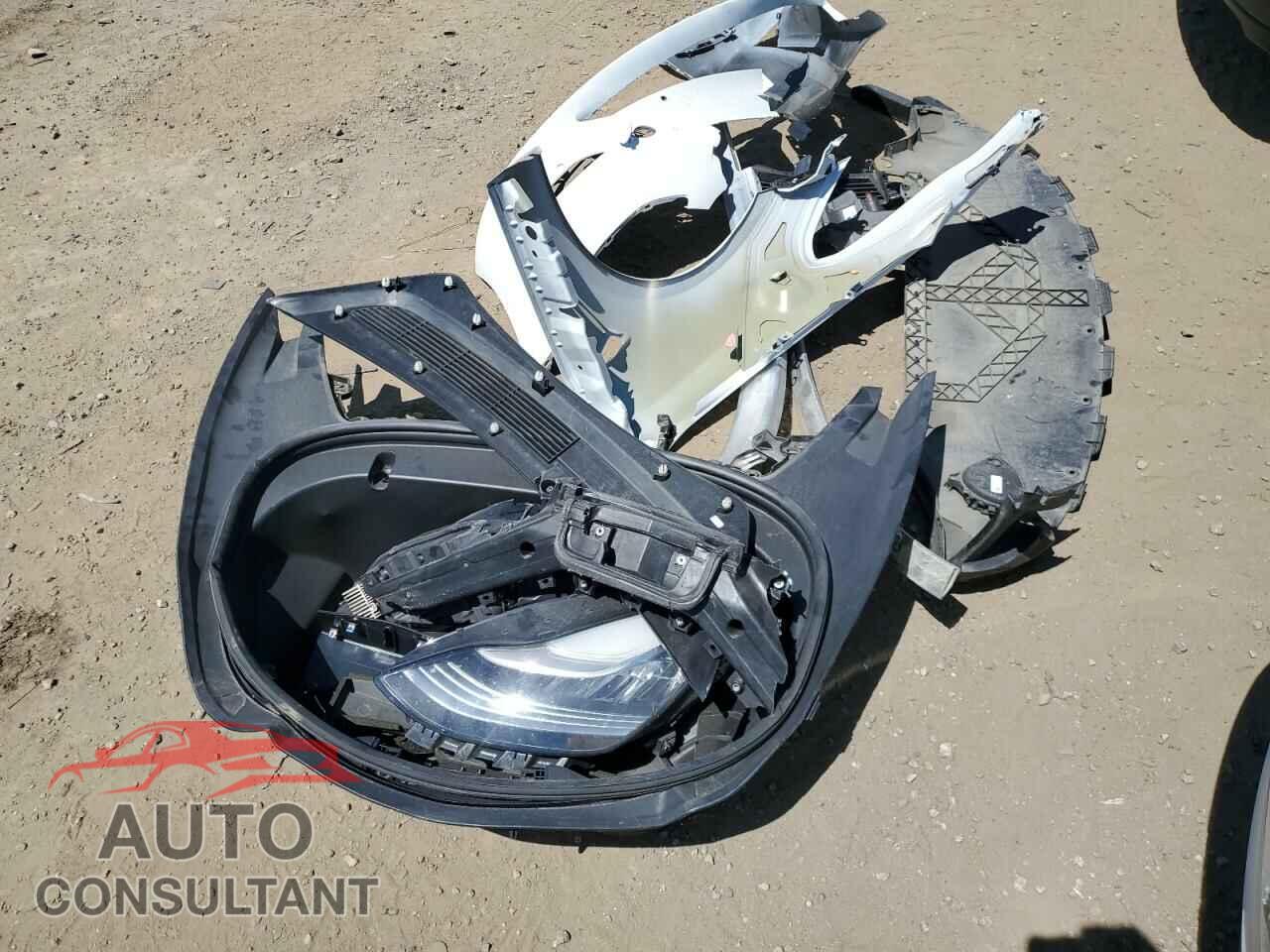 TESLA MODEL 3 2020 - 5YJ3E1EA3LF745921