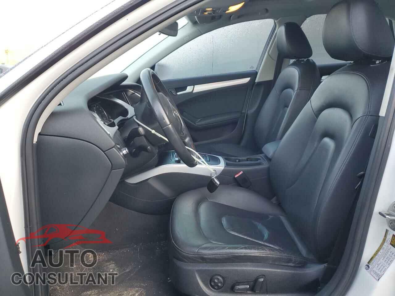 AUDI A4 2012 - WAUAFAFLXCN007715