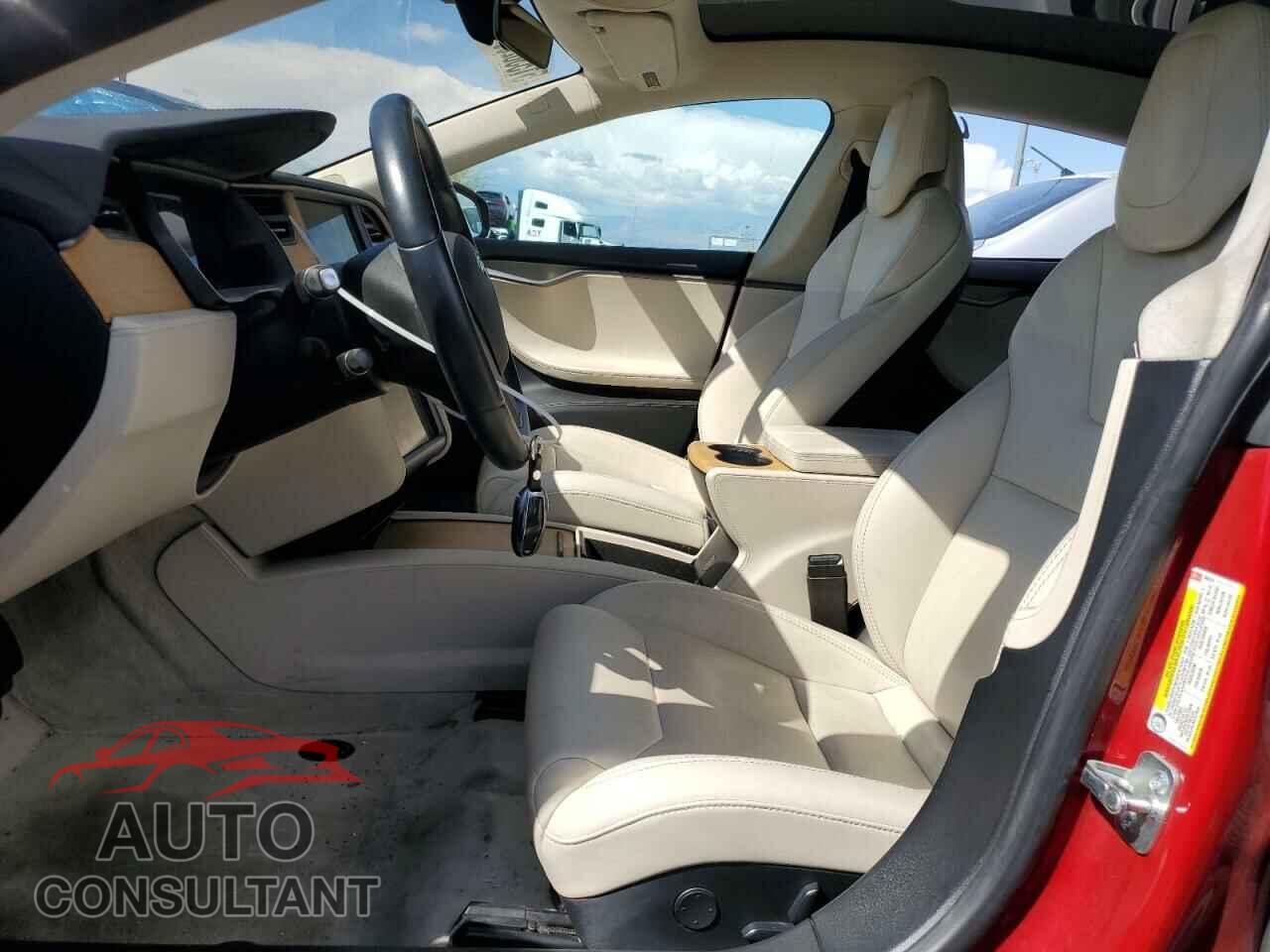 TESLA MODEL S 2018 - 5YJSA1E26JF260623