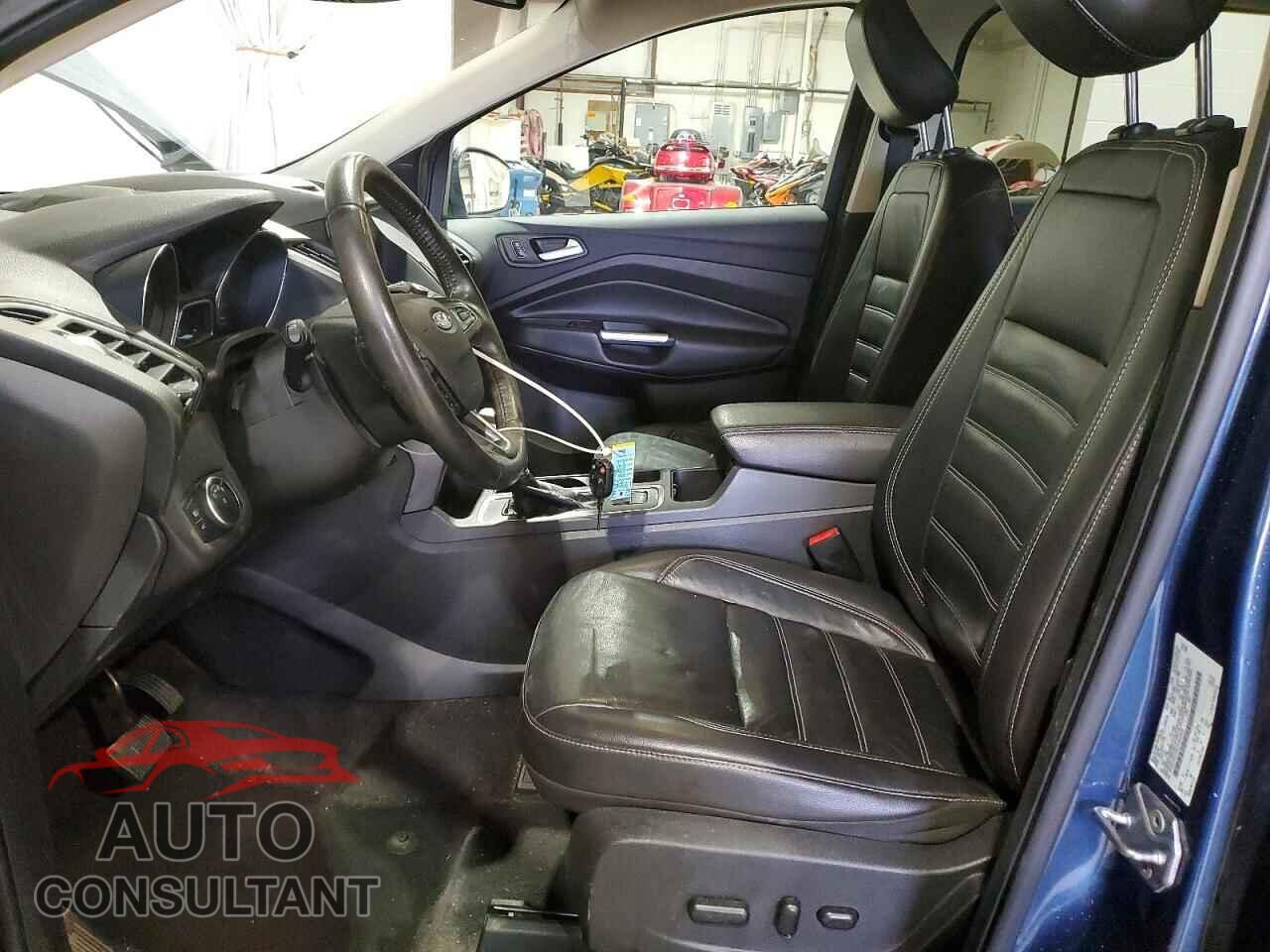 FORD ESCAPE 2018 - 1FMCU9HD5JUA02829