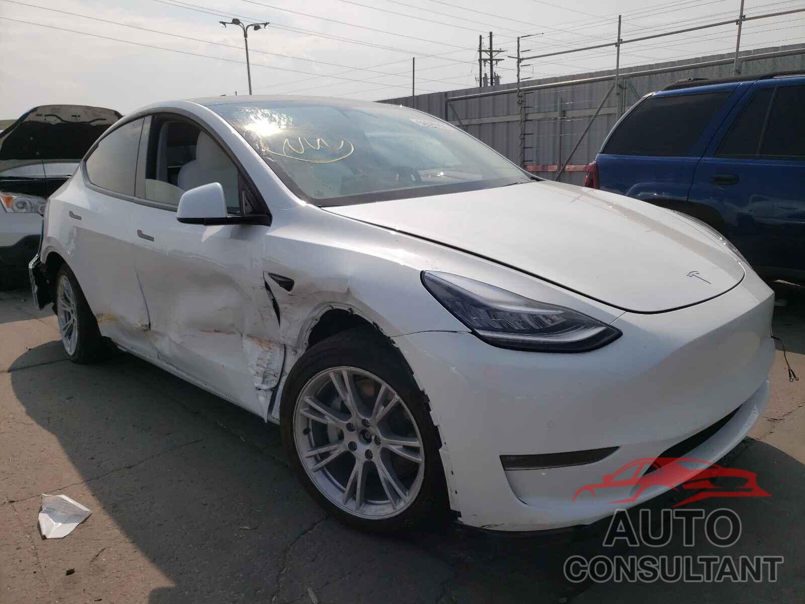TESLA MODEL Y 2020 - 5YJYGDEE4LF053428