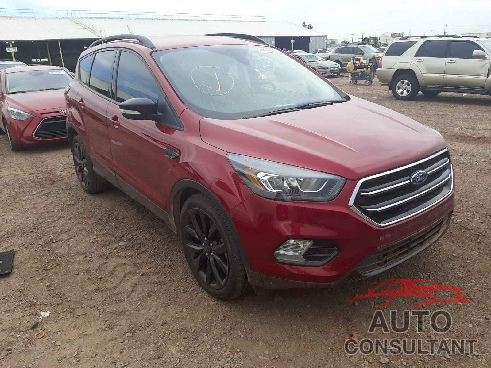FORD ESCAPE 2017 - 1FMCU0J97HUB15984