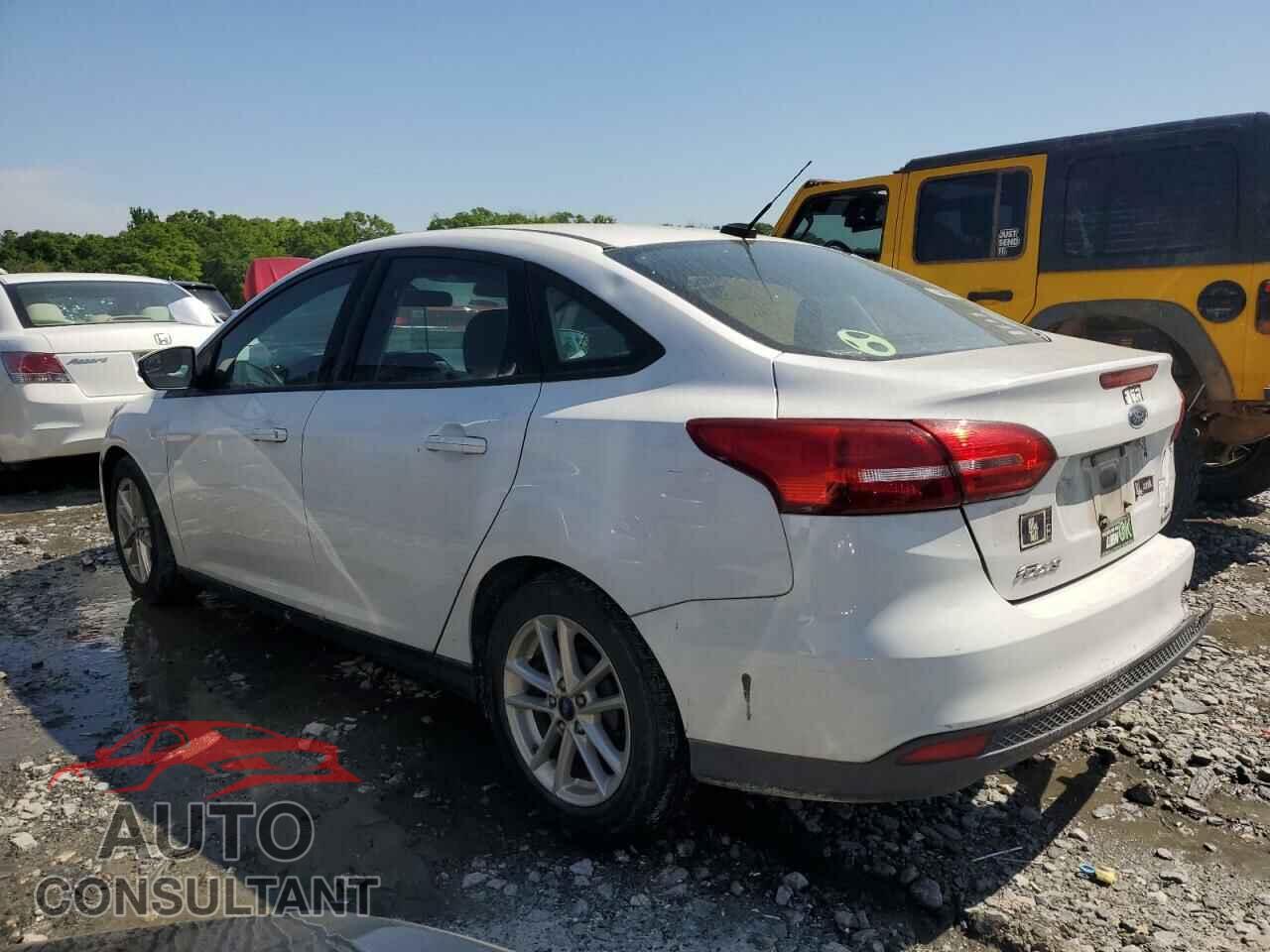 FORD FOCUS 2016 - 1FADP3F24GL352407
