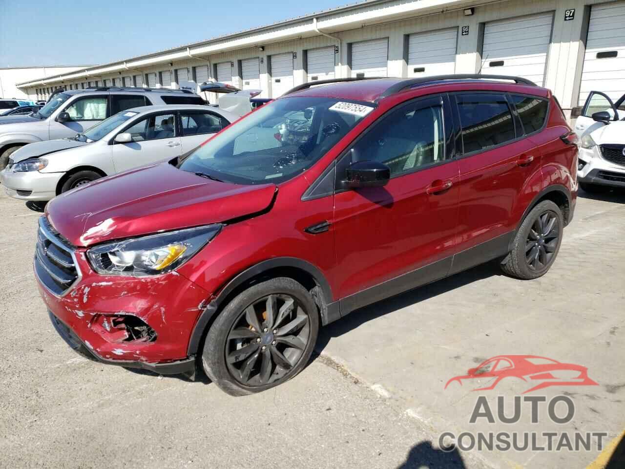 FORD ESCAPE 2018 - 1FMCU0GD5JUD18096