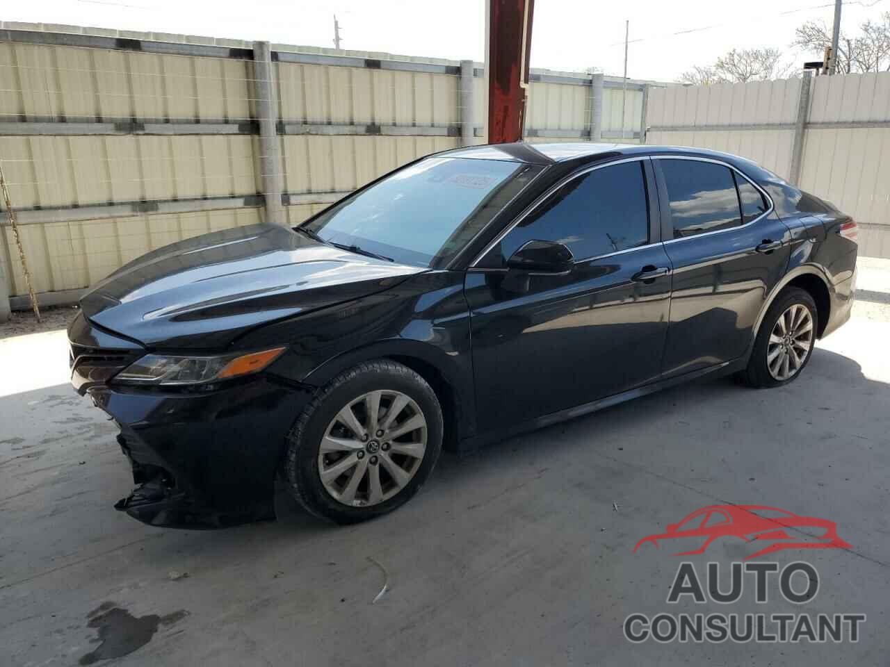 TOYOTA CAMRY 2018 - 4T1B11HK7JU619752
