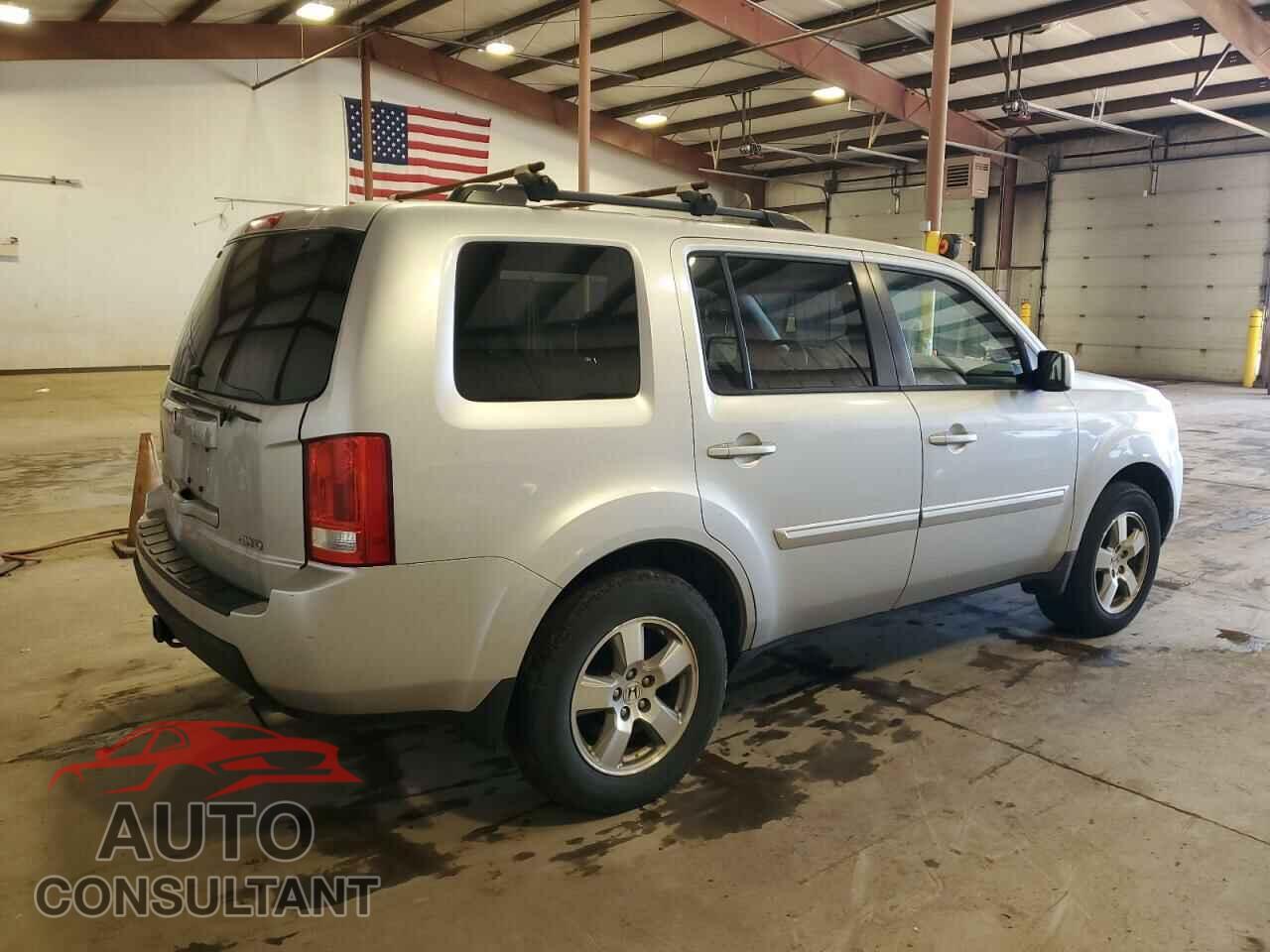 HONDA PILOT 2011 - 5FNYF4H41BB082857