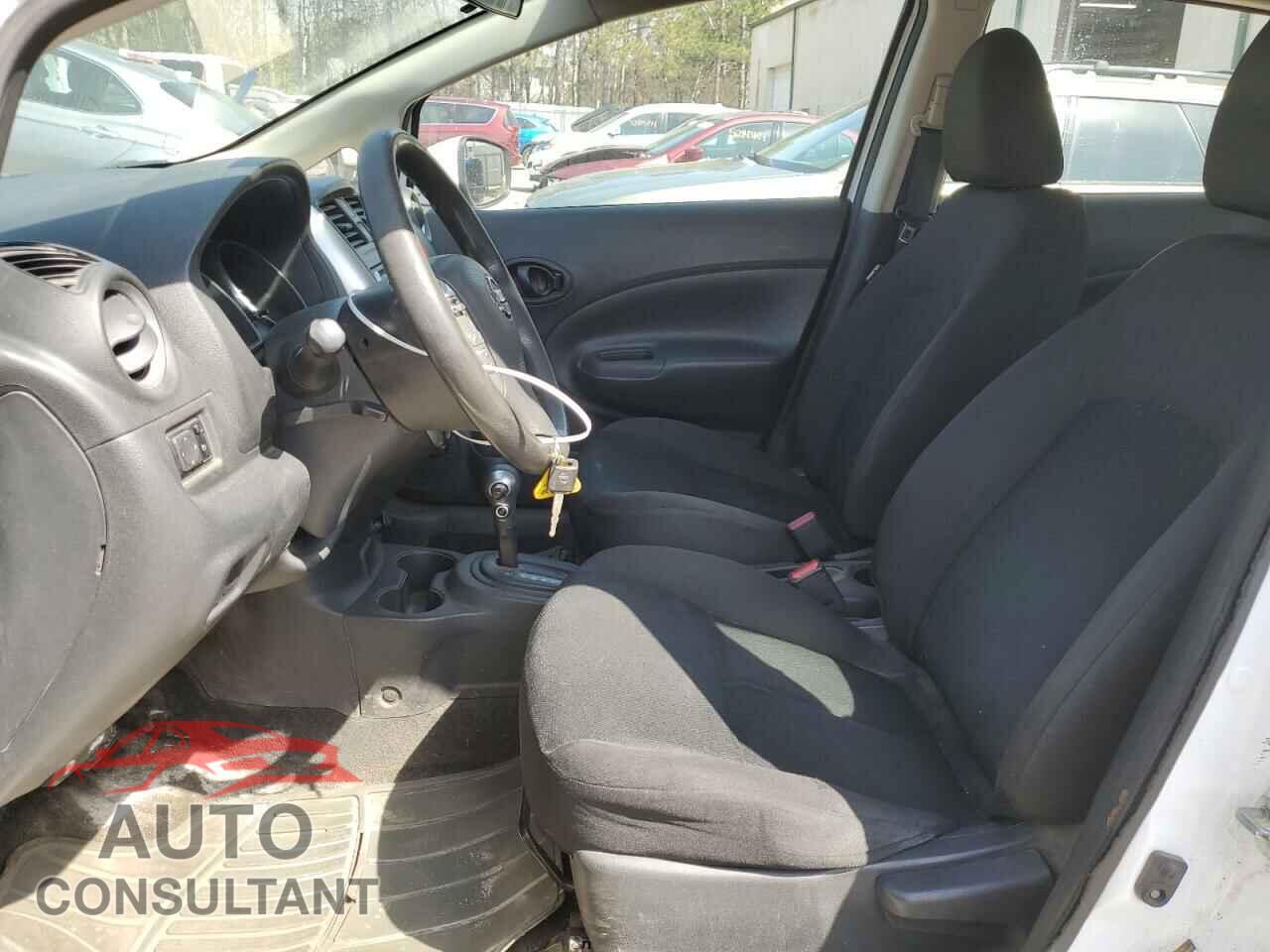 NISSAN VERSA 2017 - 3N1CE2CP3HL371075