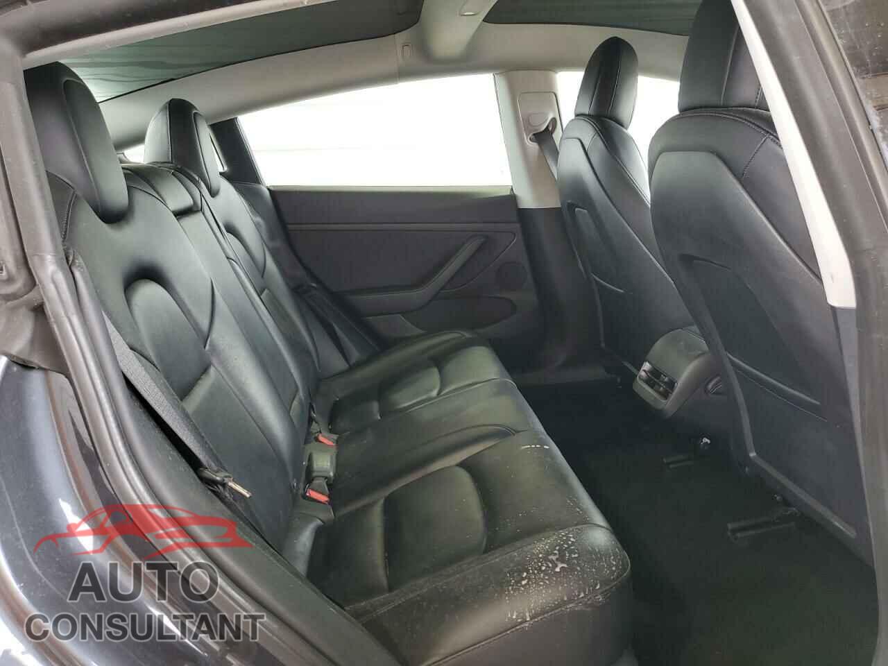 TESLA MODEL 3 2022 - 5YJ3E1EA3NF185899