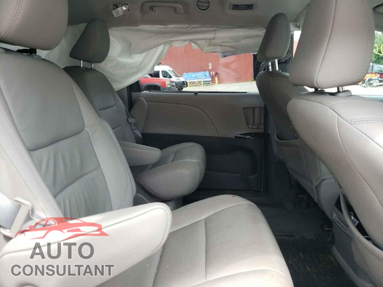 TOYOTA SIENNA 2017 - 5TDDZ3DC0HS183048