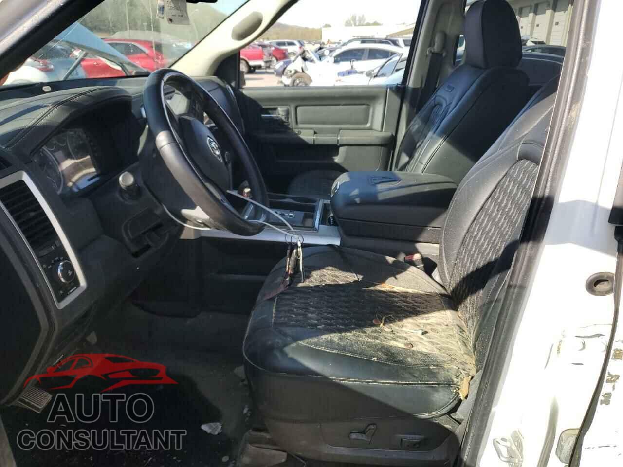 DODGE RAM 1500 2012 - 1C6RD7HT7CS280373