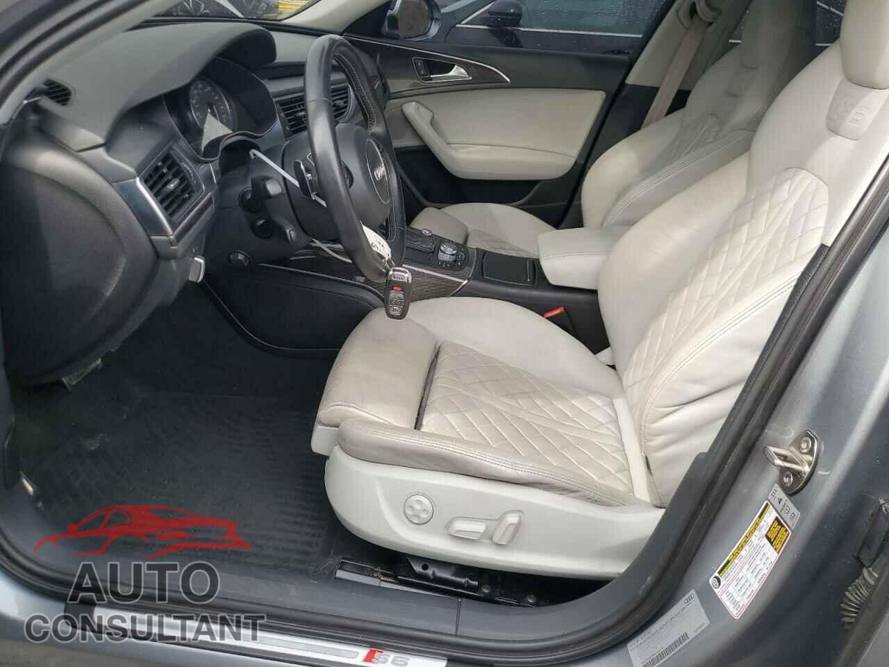 AUDI S6/RS6 2013 - WAUF2AFC8DN109016