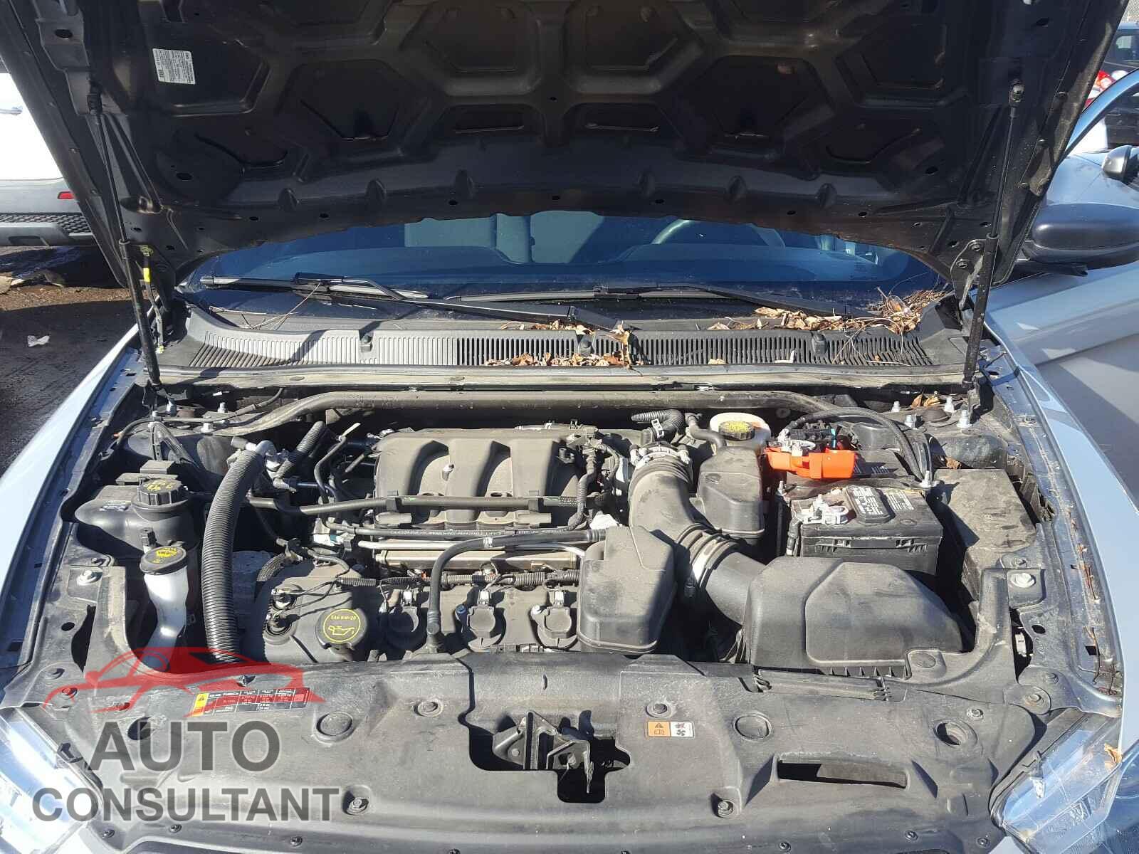 FORD TAURUS 2017 - 1FAHP2MK5HG128085