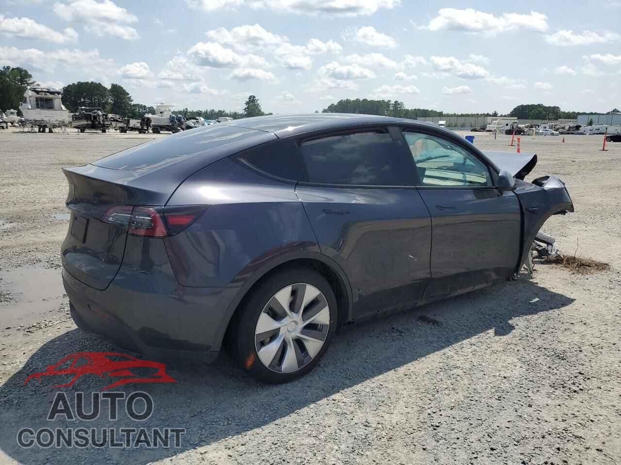 TESLA MODEL Y 2024 - 7SAYGDED2RF094708