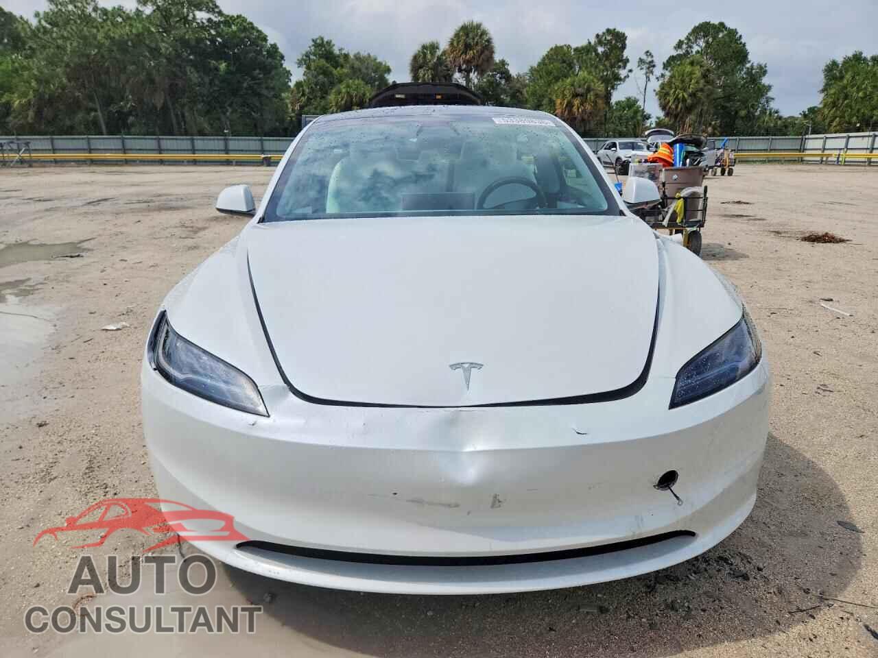 TESLA MDL 3 2024 - 5YJ3E1EB2RF810999