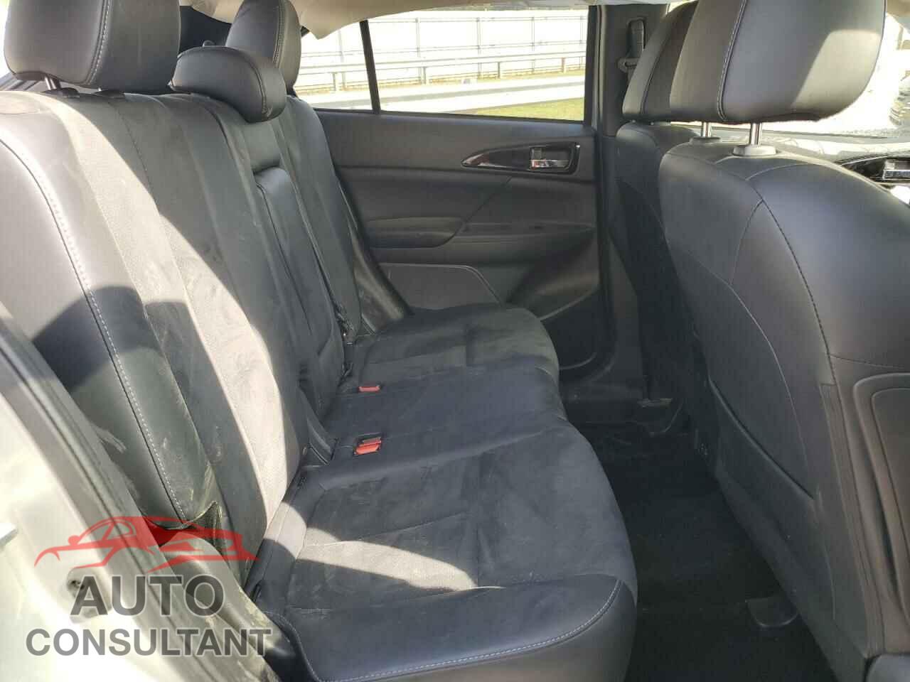 MITSUBISHI ECLIPSE 2024 - JA4ATWAA4RZ010832