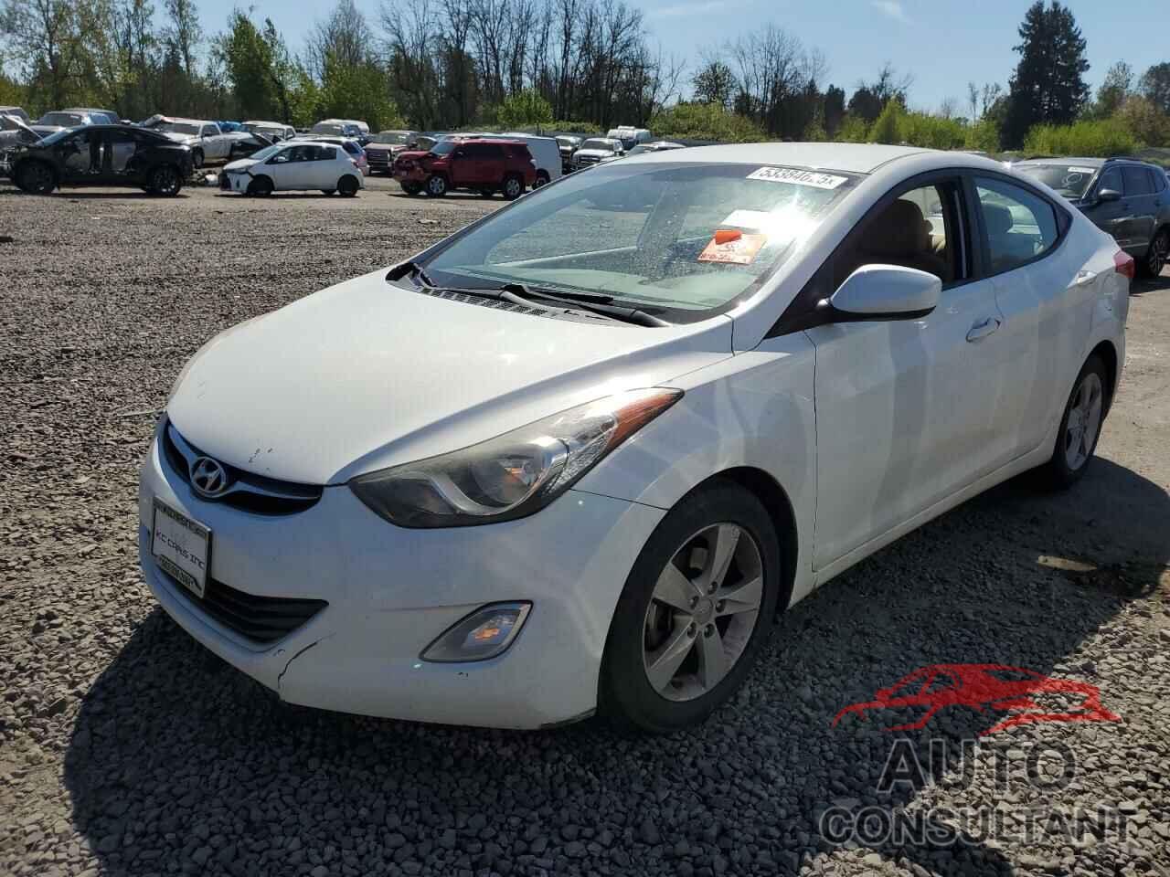 HYUNDAI ELANTRA 2013 - 5NPDH4AE4DH326159