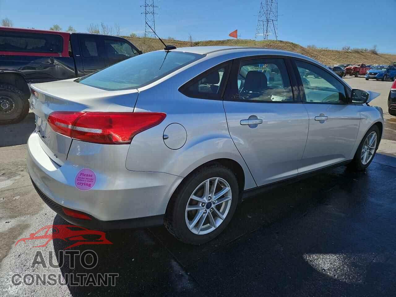 FORD FOCUS 2017 - 1FADP3F2XHL277097
