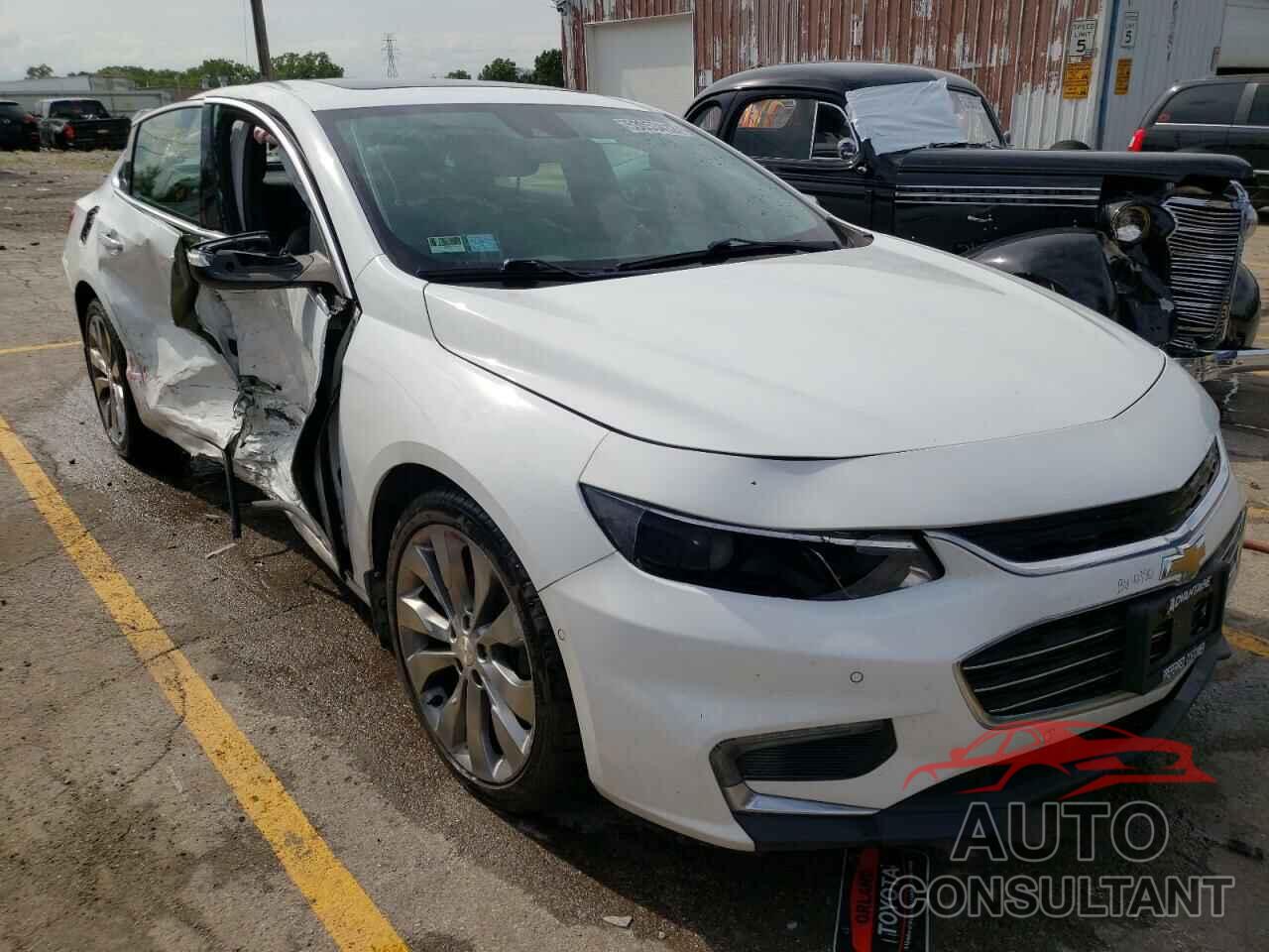 CHEVROLET MALIBU 2017 - 1G1ZH5SX9HF174707