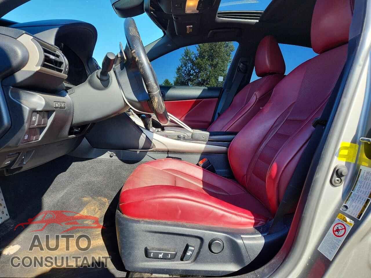 LEXUS IS 2017 - JTHCE1D26H5014045