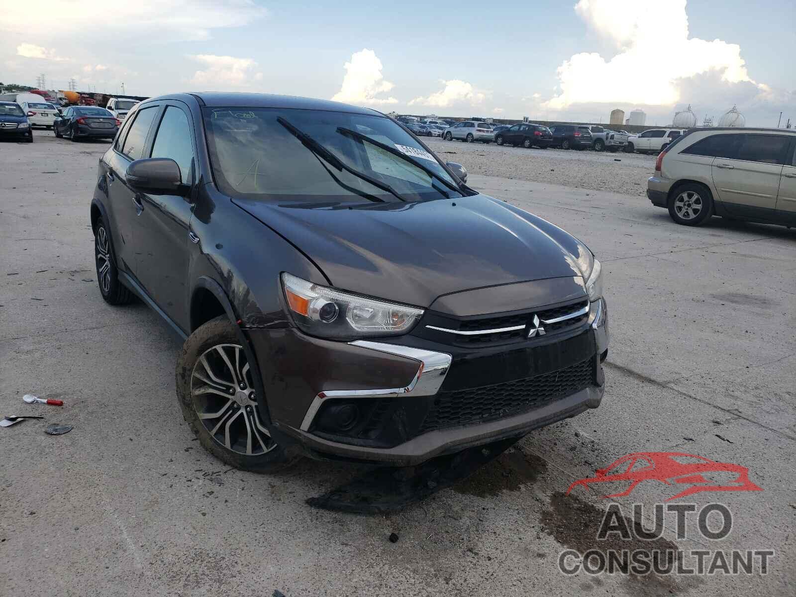 MITSUBISHI OUTLANDER 2019 - JA4AP3AU5KU015196