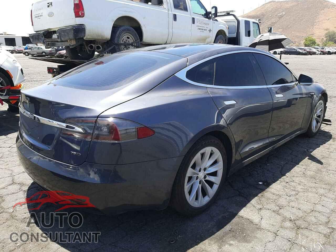 TESLA MODEL S 2017 - 5YJSA1E28HF186566