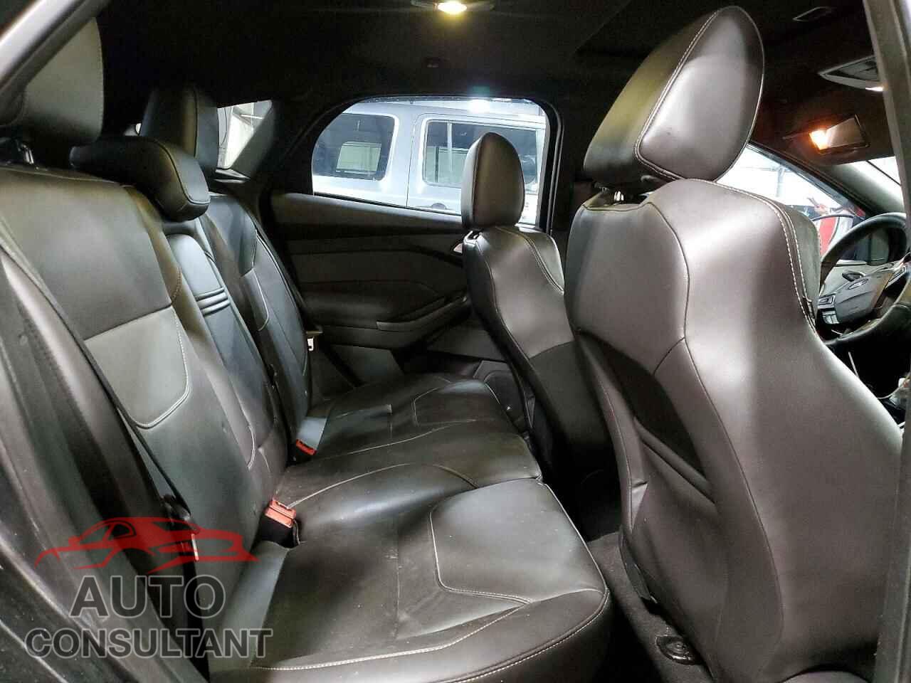 FORD FOCUS 2015 - 1FADP3L96FL356054