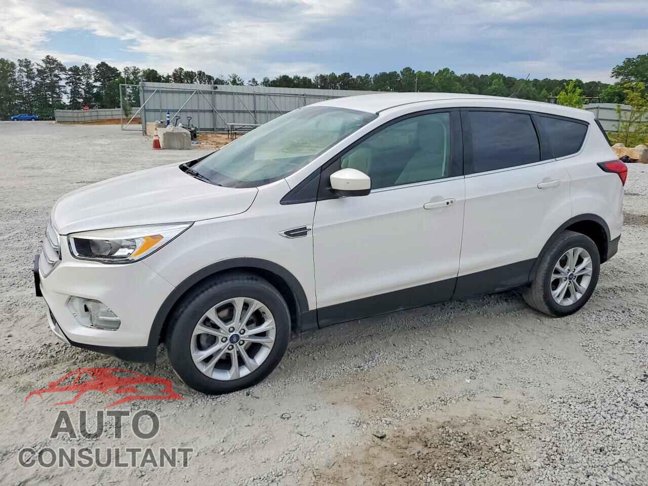 FORD ESCAPE 2019 - 1FMCU0GD9KUB99521