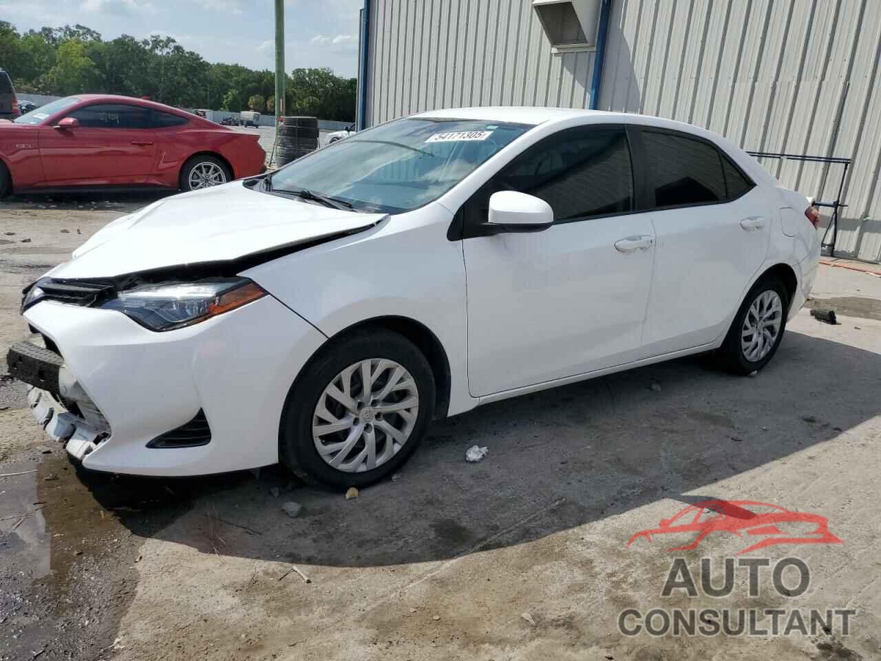 TOYOTA COROLLA 2018 - 5YFBURHE9JP785854