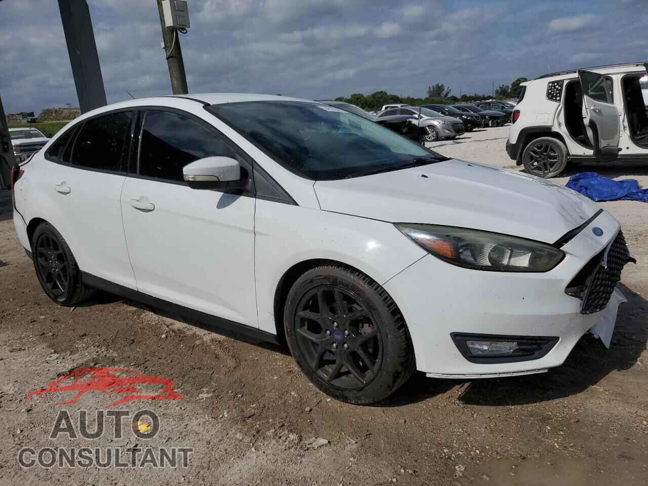 FORD FOCUS 2016 - 1FADP3F28GL367914