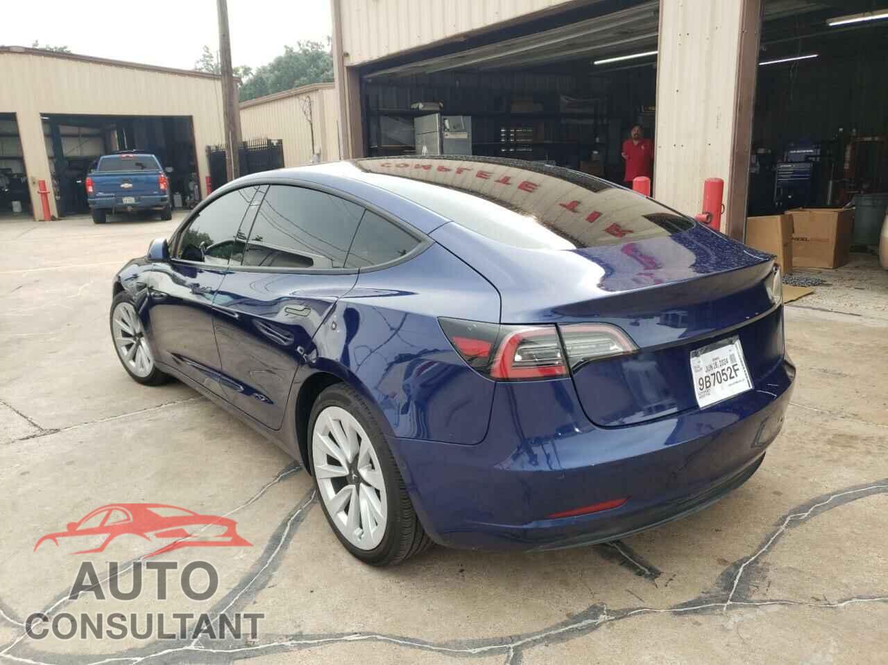 TESLA MODEL 3 2022 - 5YJ3E1EB4NF173558