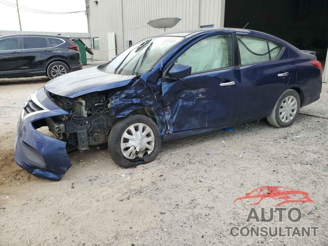NISSAN VERSA 2019 - 3N1CN7AP1KL876815