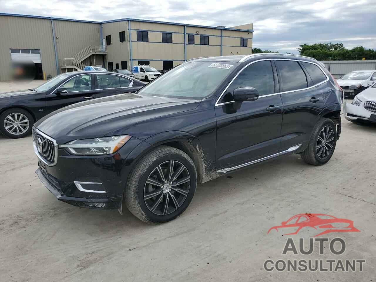 VOLVO XC60 2018 - YV4102RL7J1032420