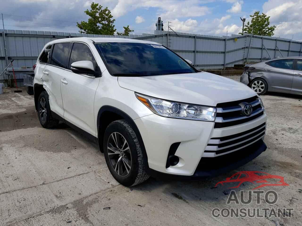 TOYOTA HIGHLANDER 2019 - 5TDBZRFH7KS924905