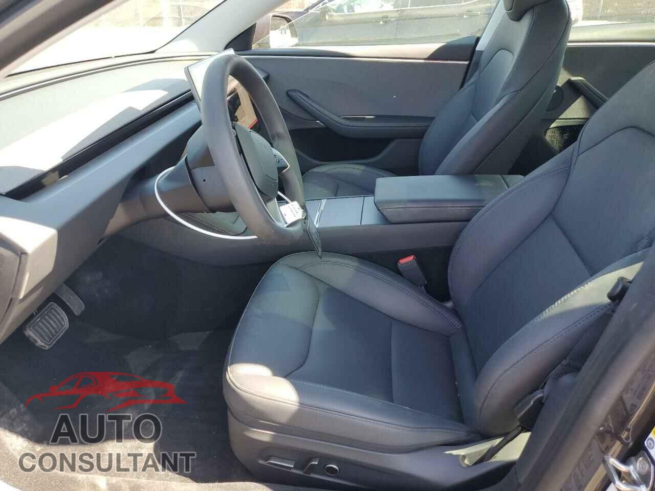TESLA MODEL 3 2024 - 5YJ3E1EAXRF826066
