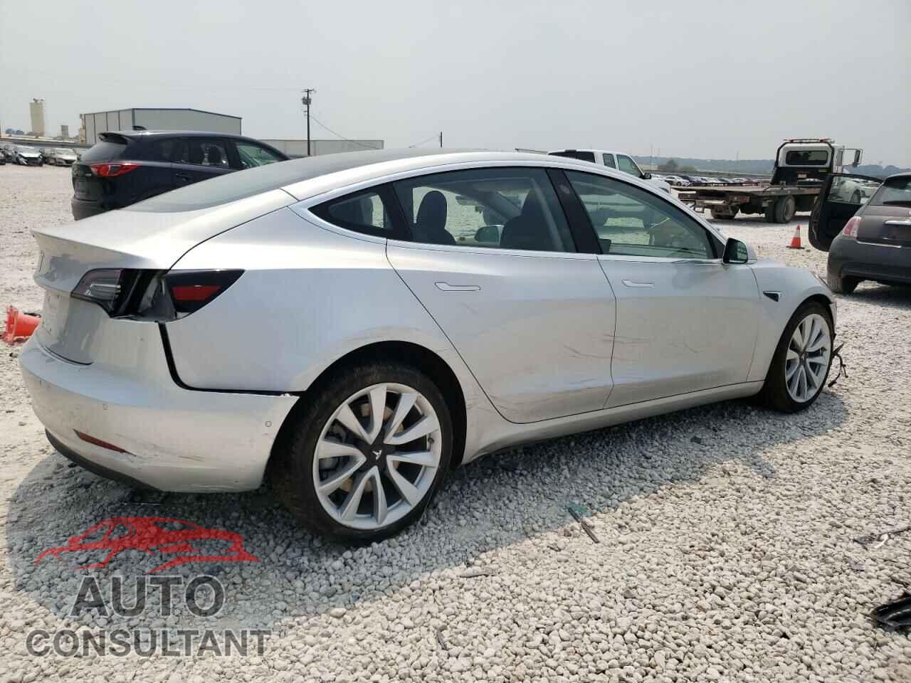 TESLA MODEL 3 2018 - 5YJ3E1EA3JF060816