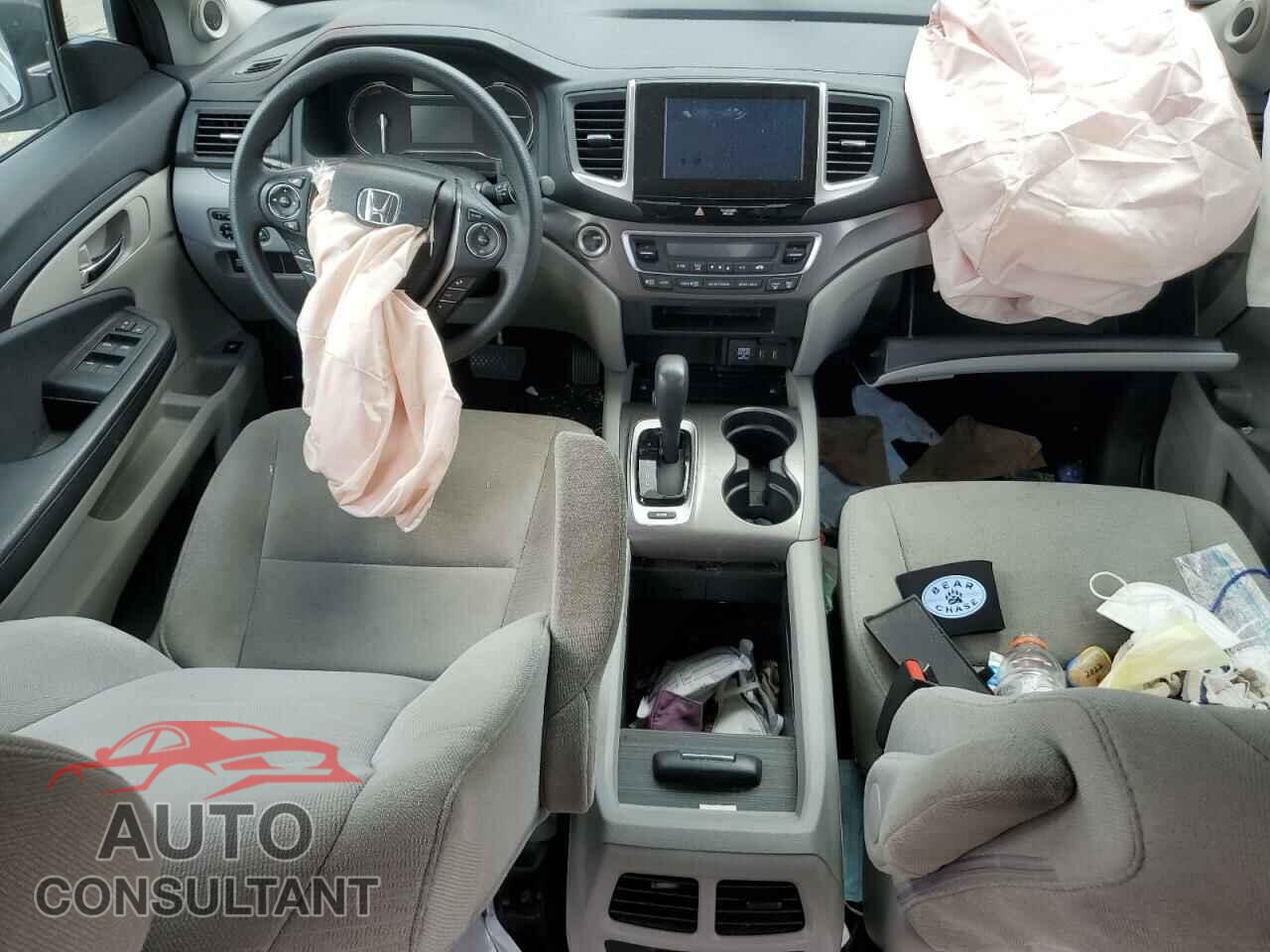 HONDA PILOT 2017 - 5FNYF5H34HB015305