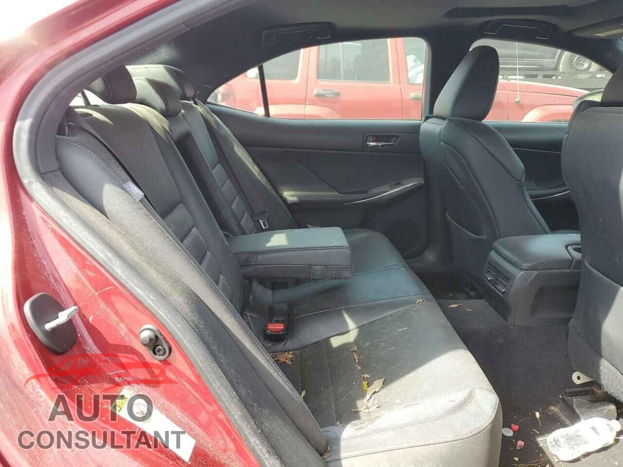 LEXUS IS 2014 - JTHBF1D22E5043451