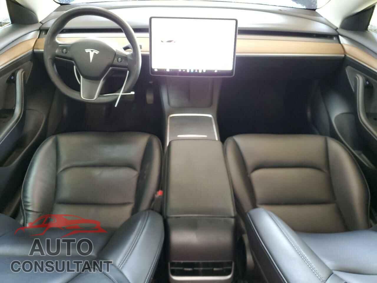 TESLA MODEL 3 2022 - 5YJ3E1EA8NF371020