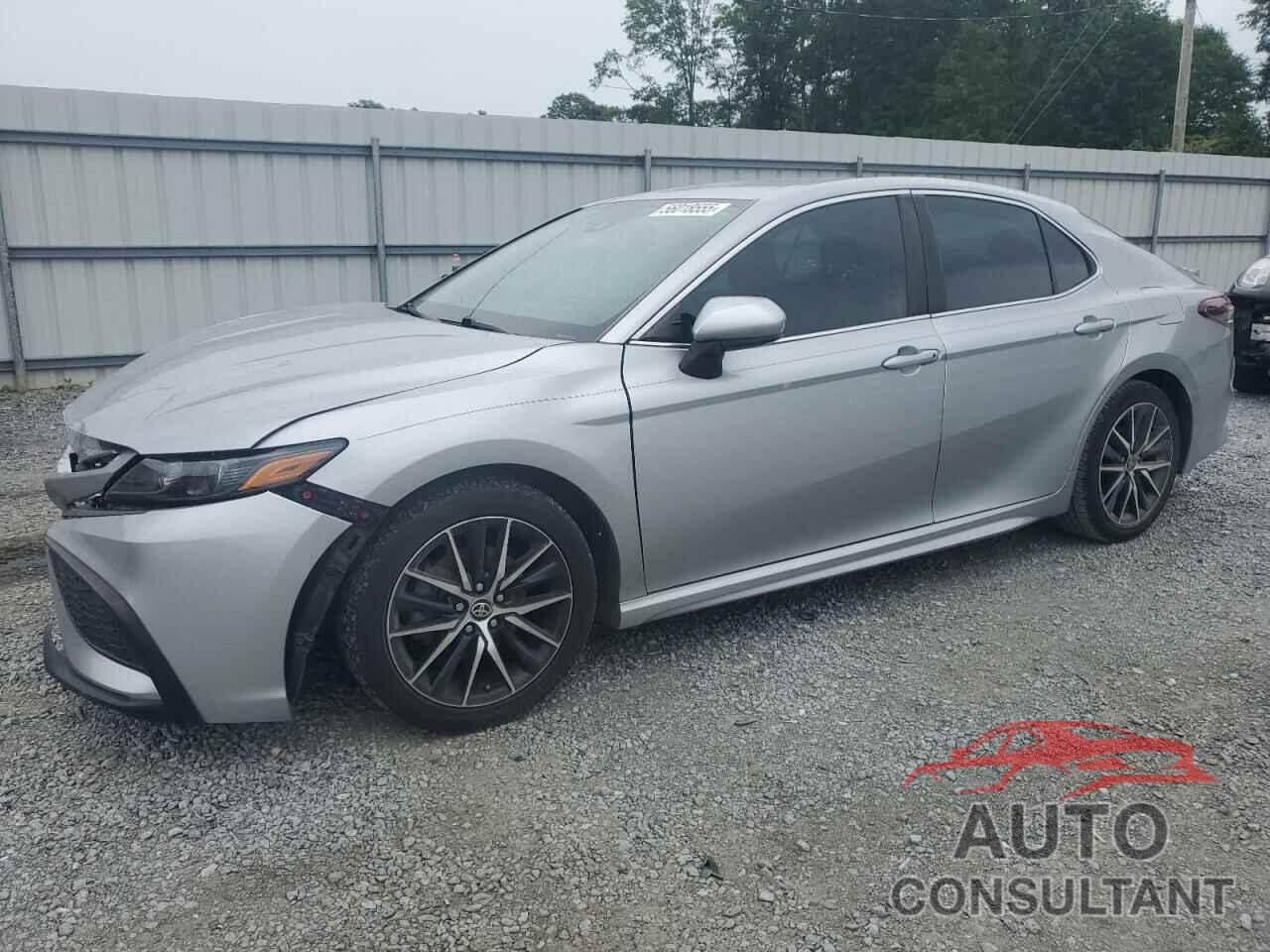 TOYOTA CAMRY 2021 - 4T1G11AKXMU530908