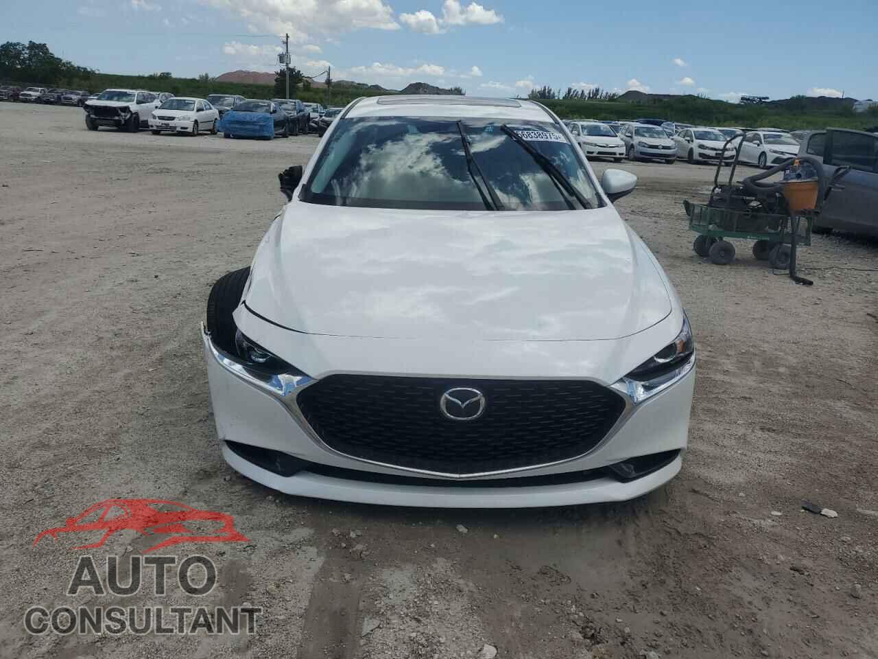 MAZDA 3 2023 - 3MZBPACM0PM379711