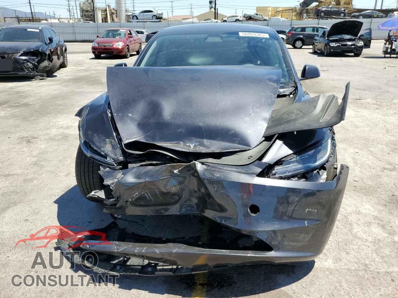 TESLA MODEL 3 2024 - 5YJ3E1EA5RF744407