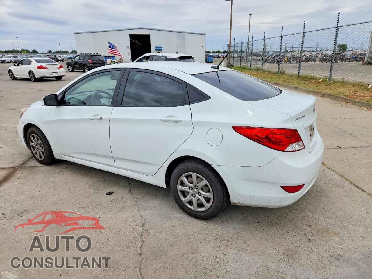 HYUNDAI ACCENT 2013 - KMHCT4AE8DU541376