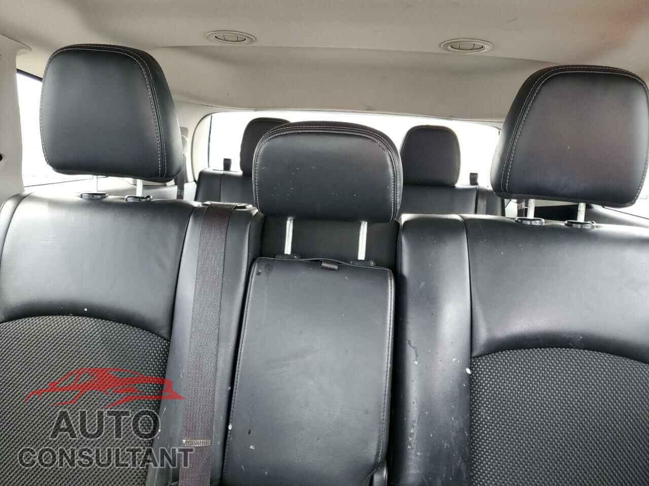 DODGE JOURNEY 2017 - 3C4PDCGG8HT621394