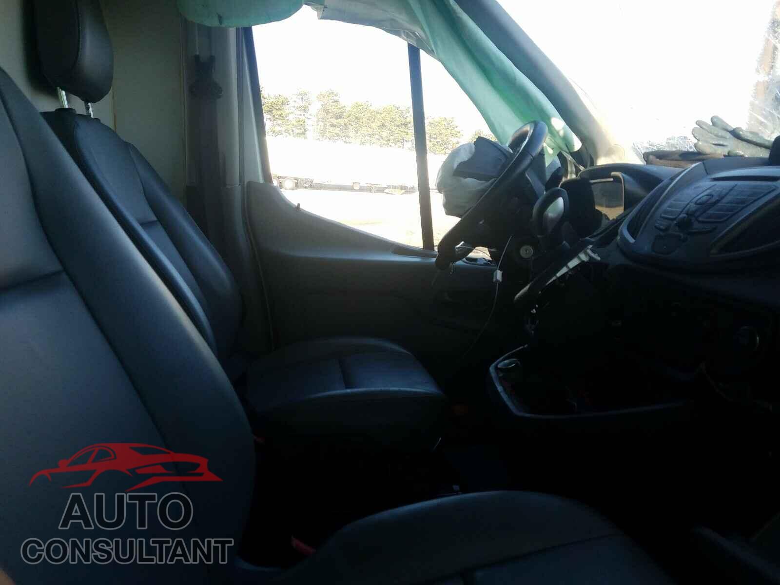 FORD TRANSIT CO 2017 - 1FTBW3XM0HKA44324