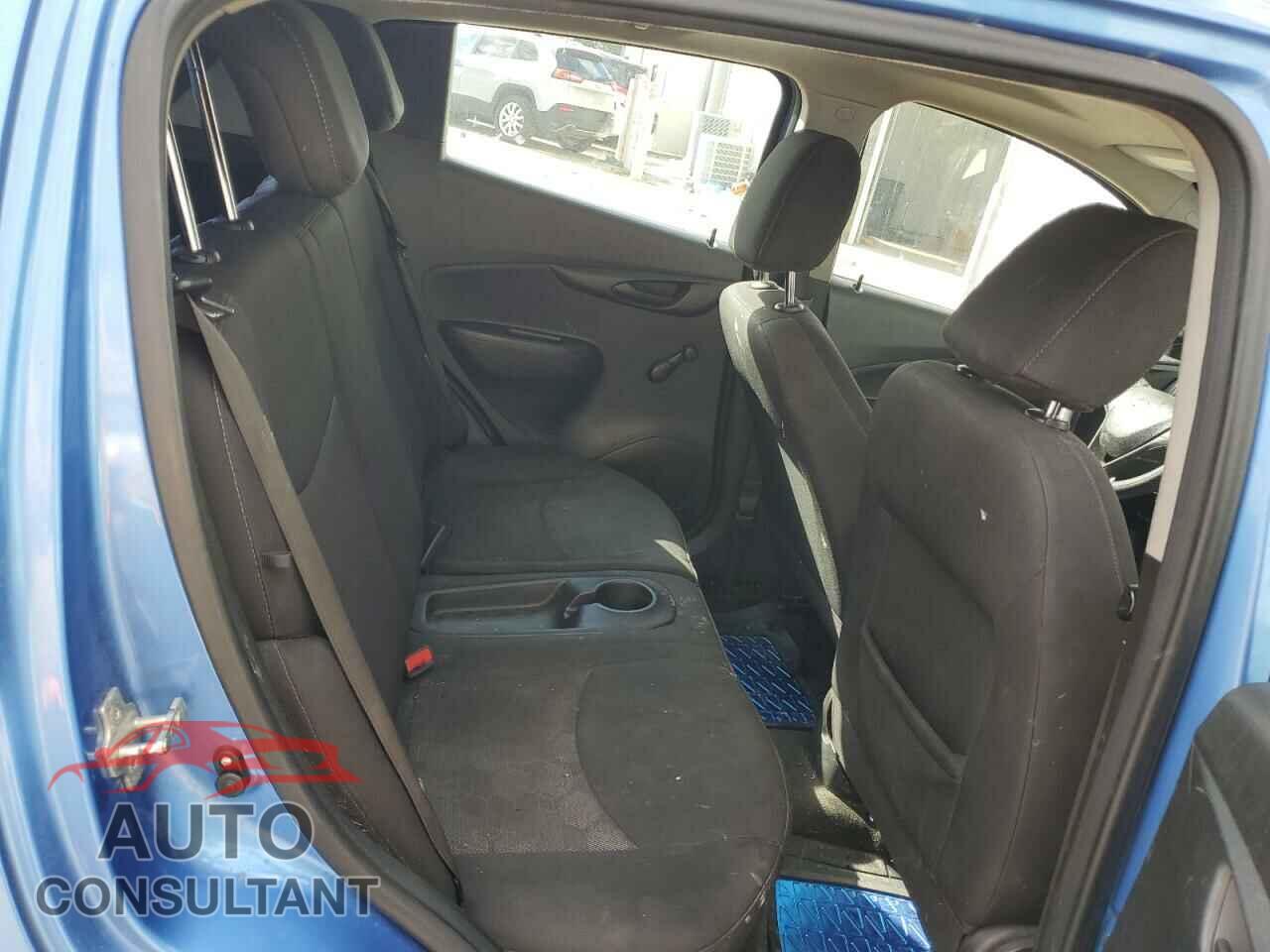 CHEVROLET SPARK 2017 - KL8CB6SA8HC704238
