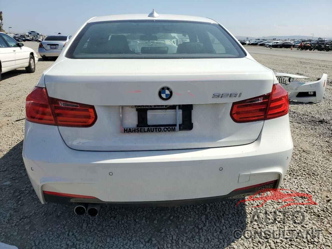 BMW 3 SERIES 2015 - WBA3C1C52FK122967