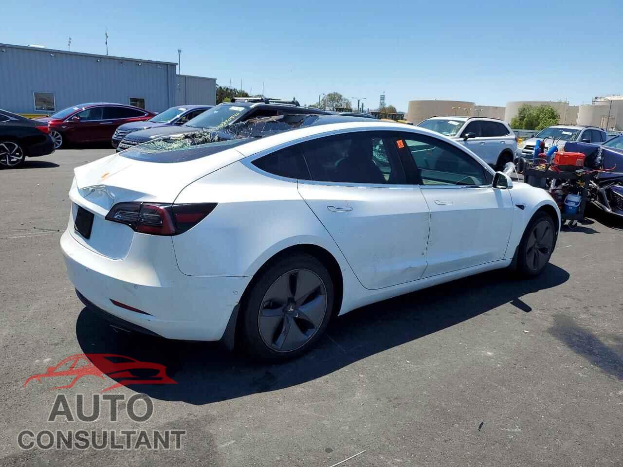 TESLA MODEL 3 2019 - 5YJ3E1EA6KF482399