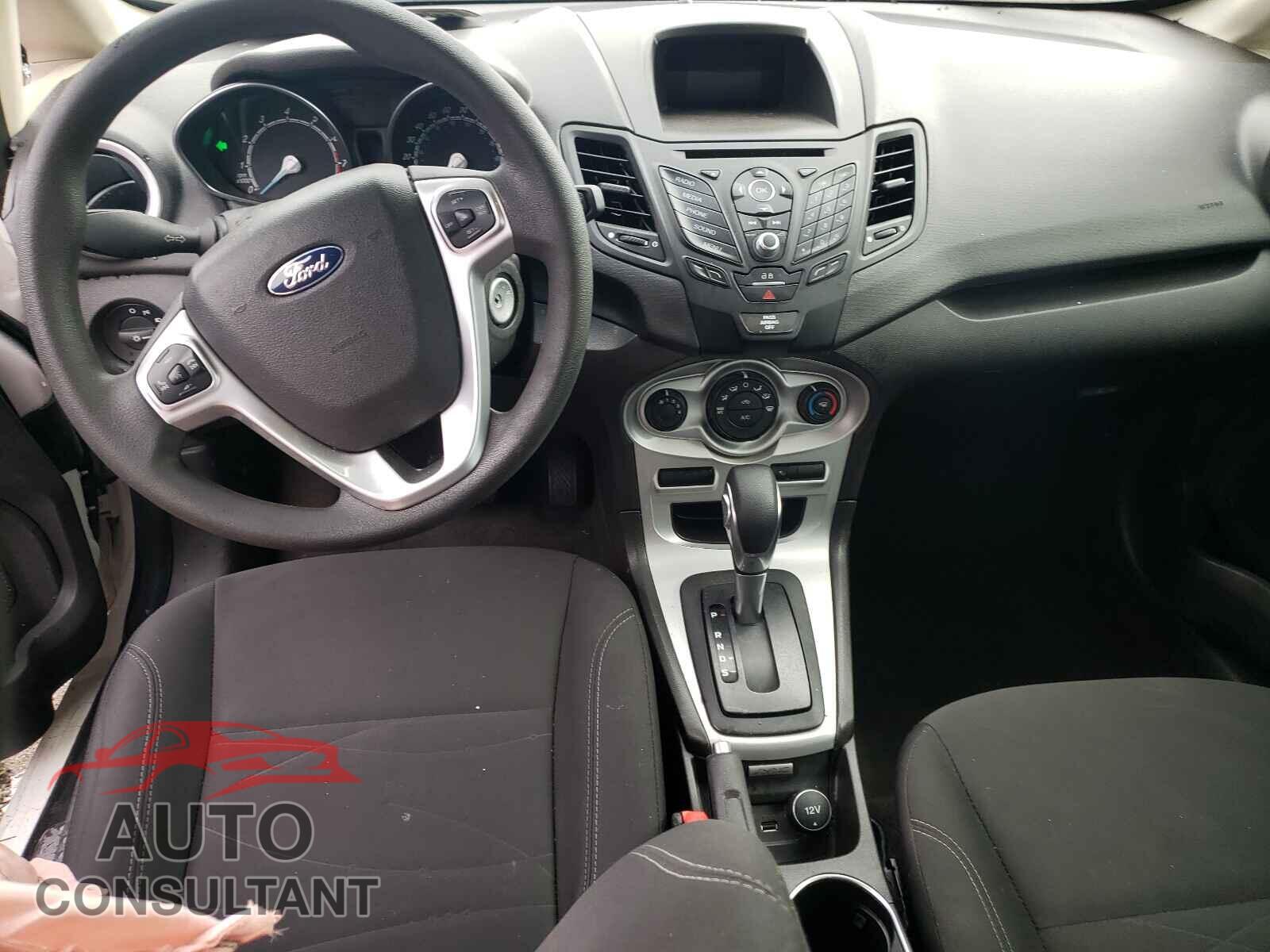 FORD FIESTA 2017 - 3FADP4BJ2HM103378